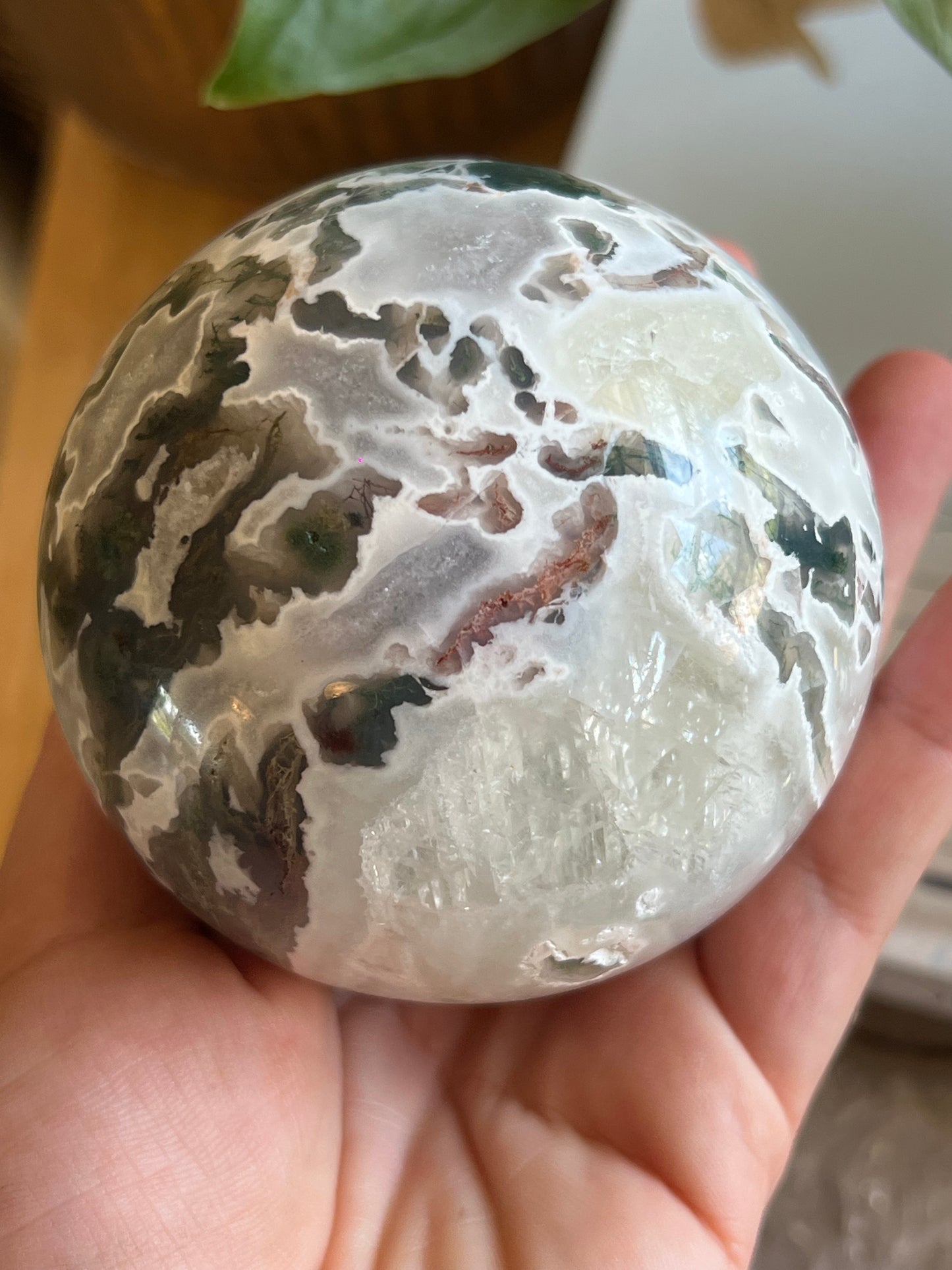 Moss agate with Pink moss