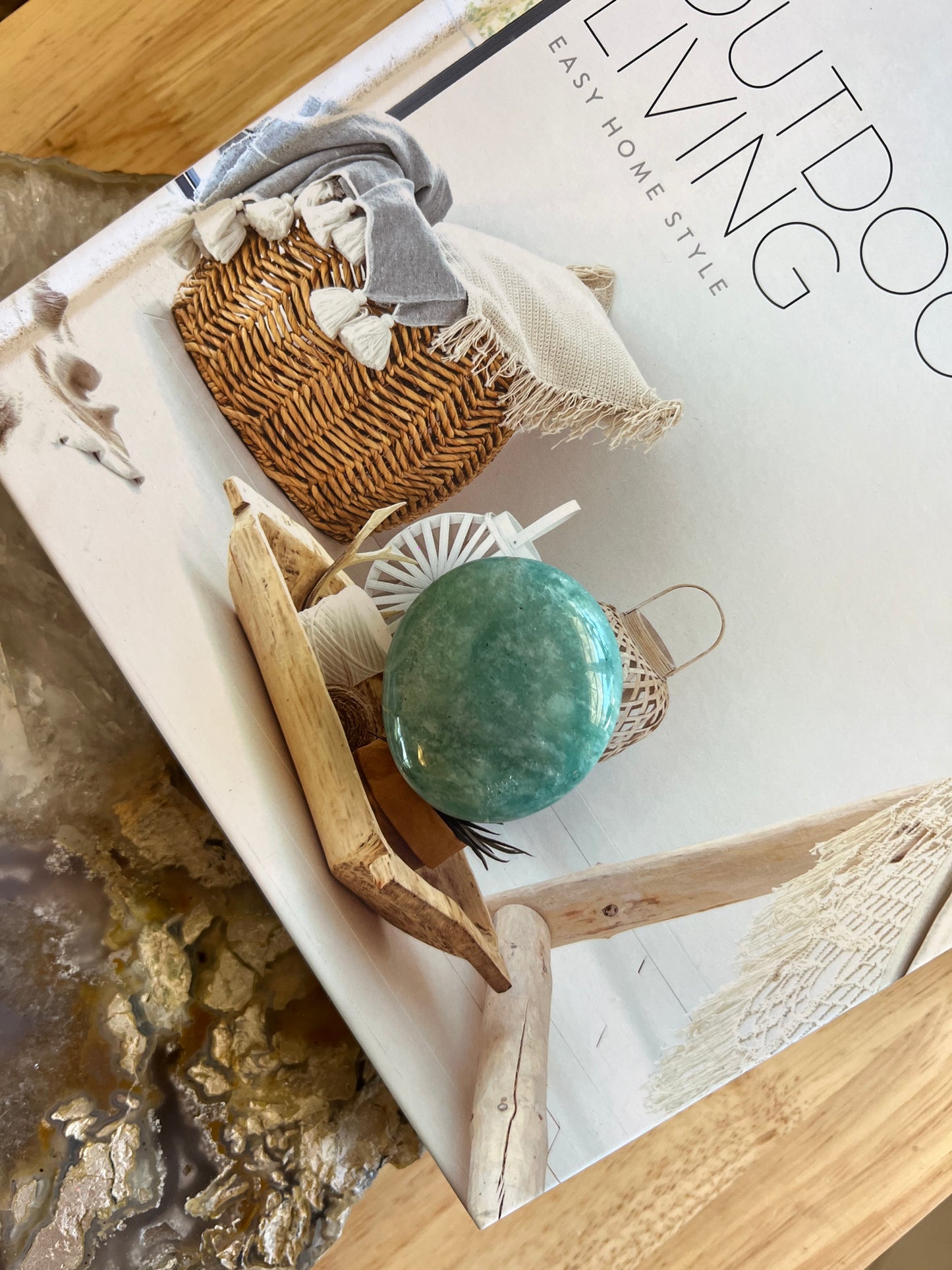 Amazonite palm stone -B