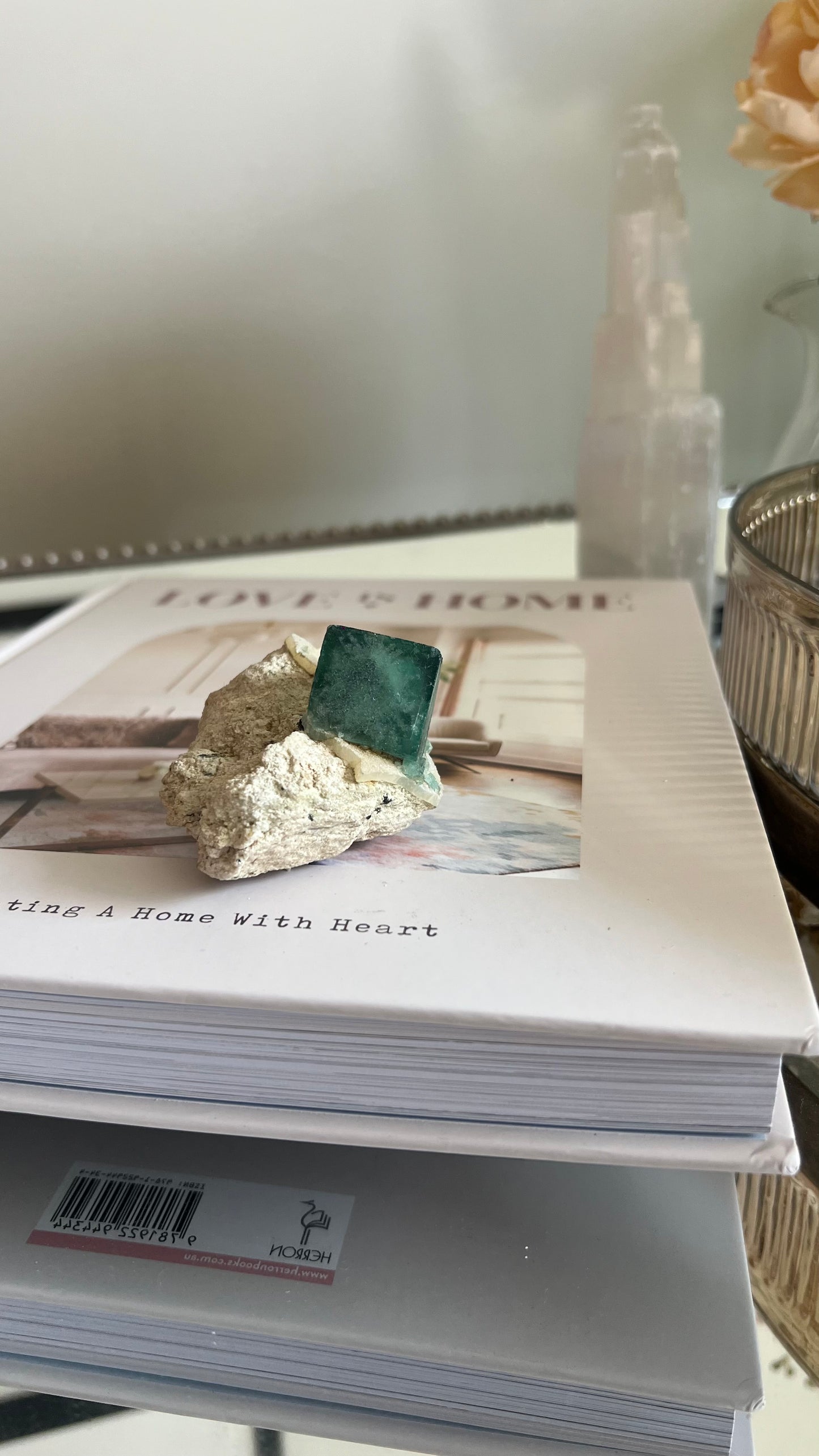 Cubic Fluorite on matrix B