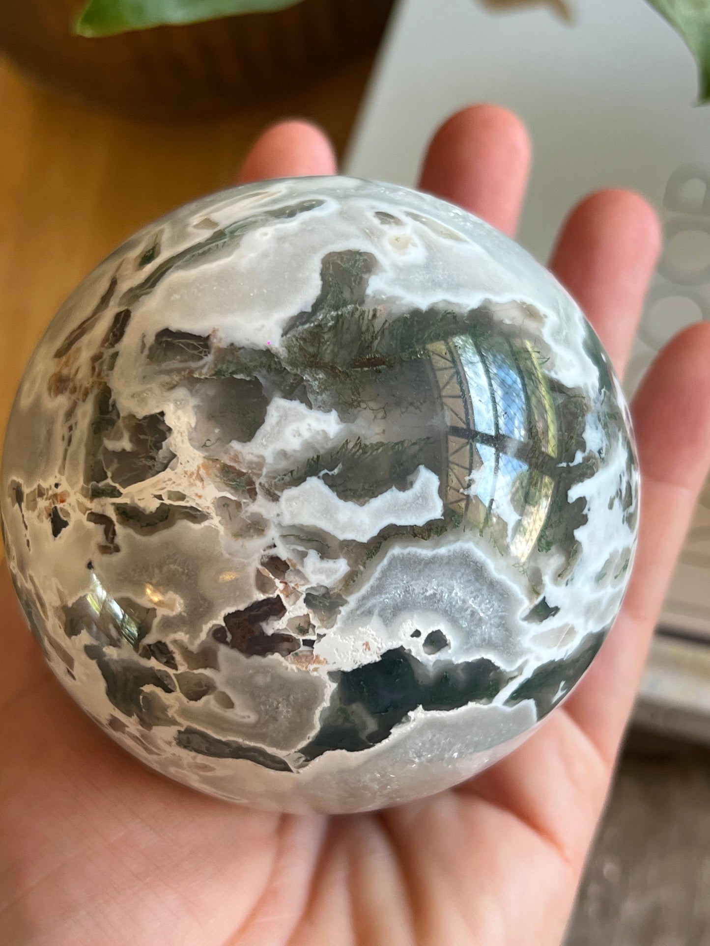 Moss agate with Pink moss