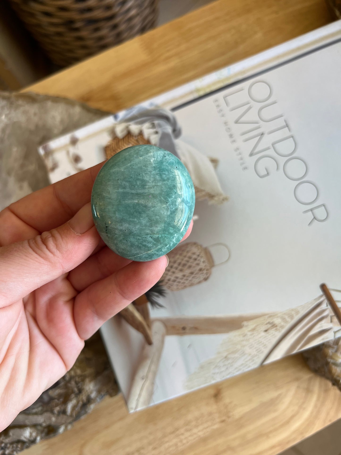 Amazonite palm stone -B