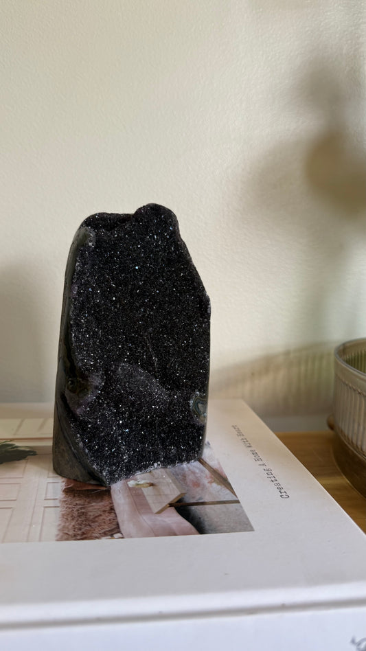 Black amethyst B