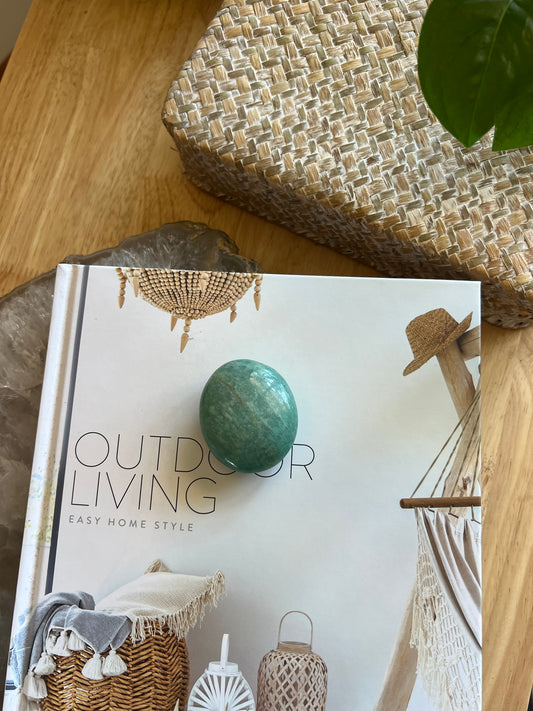Amazonite palm stone - C